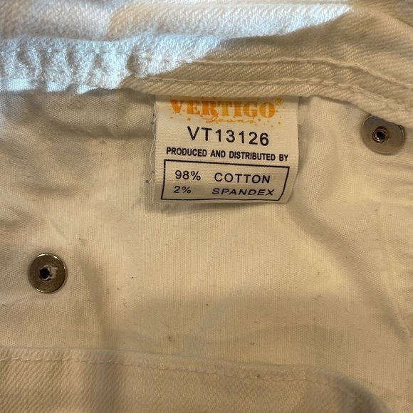 Vertigo W30 white zip up cotton jeans with chain detail on back pocket - Picture 8 of 9